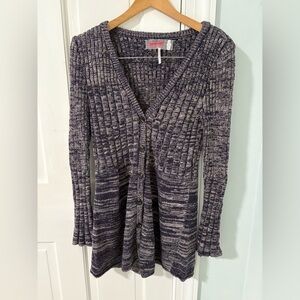 FREE PEOPLE Sweater Dress Women’s S Button Front Knit Long Bell Sleeve 90s EUC